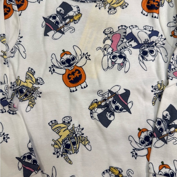 Gap Pajama Bundle - 2T - Picture 5 of 6